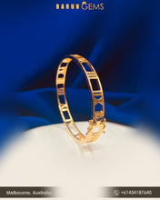 Load image into Gallery viewer, 22K Gold Roman Bracelet
