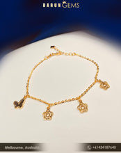 Load image into Gallery viewer, Gold Bracelet