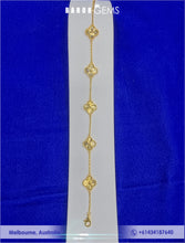 Load image into Gallery viewer, Gold Bracelet