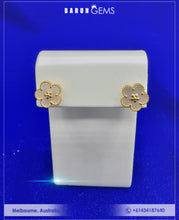 Load image into Gallery viewer, Gold Studs