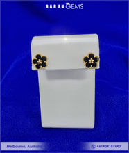 Load image into Gallery viewer, Gold Studs