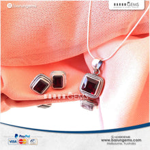 Load image into Gallery viewer, Garnet