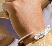 Load image into Gallery viewer, Dragon Bangle