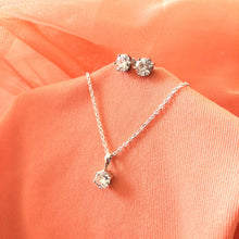 Load image into Gallery viewer, Moissanite