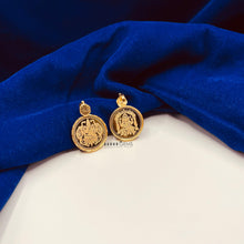 Load image into Gallery viewer, Coin Pendant