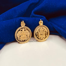 Load image into Gallery viewer, Coin Pendant