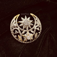 Load image into Gallery viewer, Luna