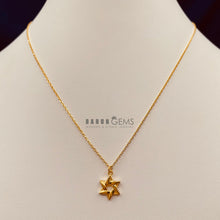 Load image into Gallery viewer, Star Pendant Necklace
