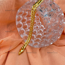 Load image into Gallery viewer, Link Bracelet