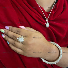 Load image into Gallery viewer, Silver Turtle Necklace