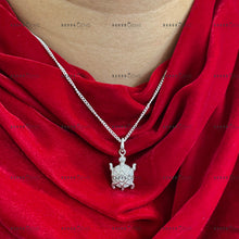 Load image into Gallery viewer, Silver Turtle Necklace