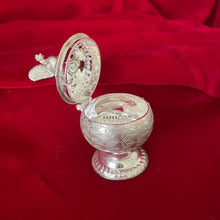 Load image into Gallery viewer, Mayur Gift Box