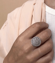 Load image into Gallery viewer, Woripari Ring