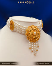 Load image into Gallery viewer, Pearl Choker (with fringe)
