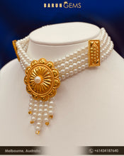 Load image into Gallery viewer, Pearl Choker
