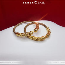 Load image into Gallery viewer, Pancharatna Bangle
