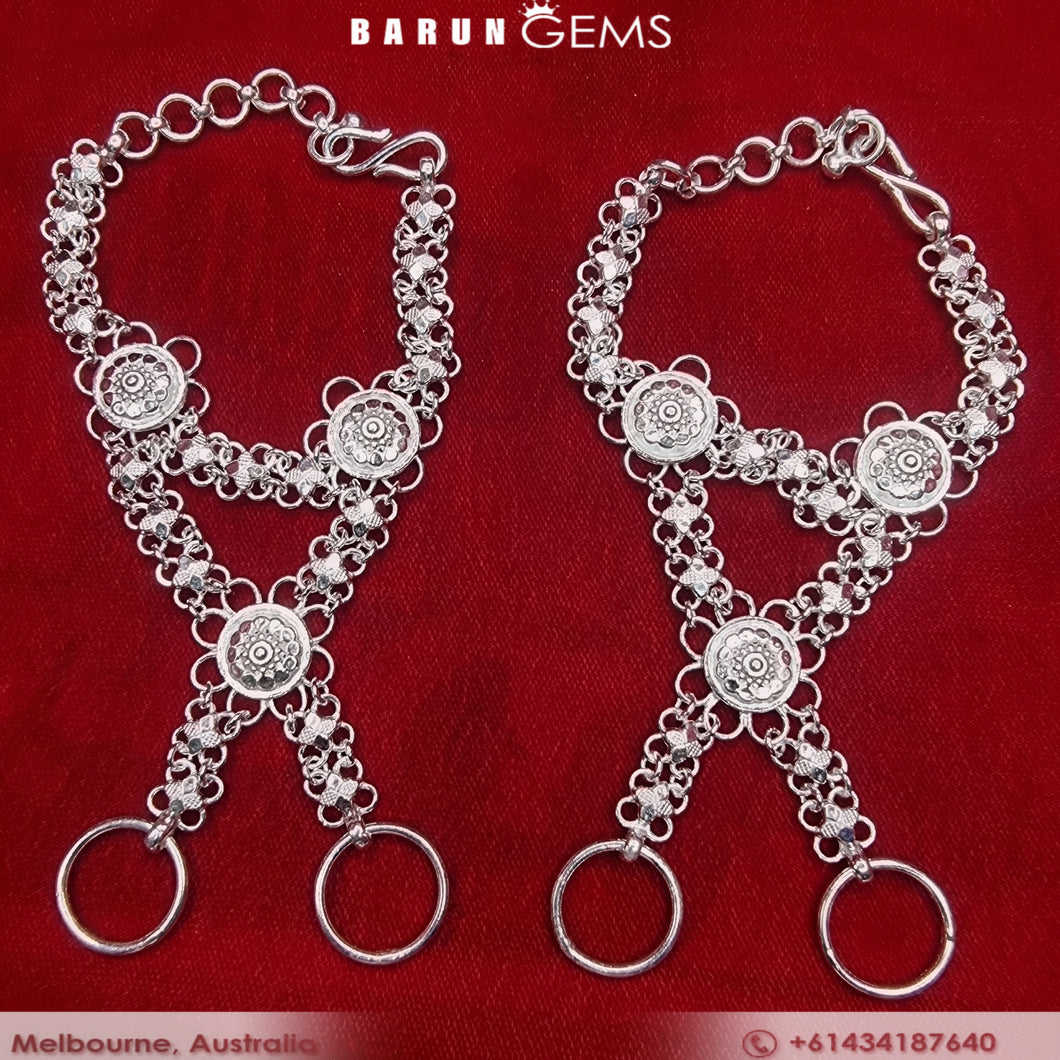 Silver Kids Finger Bracelet
