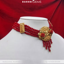 Load image into Gallery viewer, Red Choker (with fringe)
