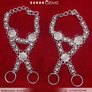 Silver Kids Finger Bracelet