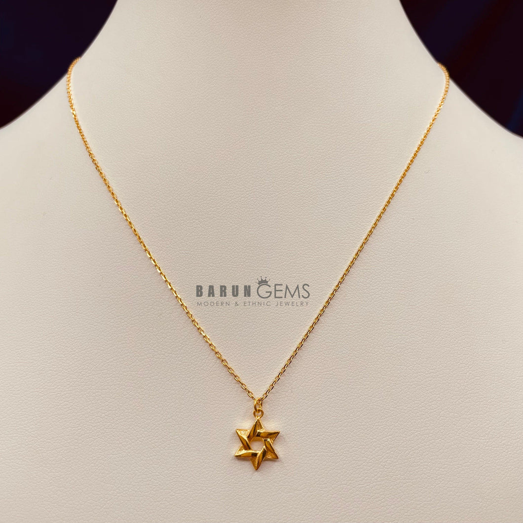 Star Pendant Necklace