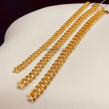Load image into Gallery viewer, 22k Gold Bracelet
