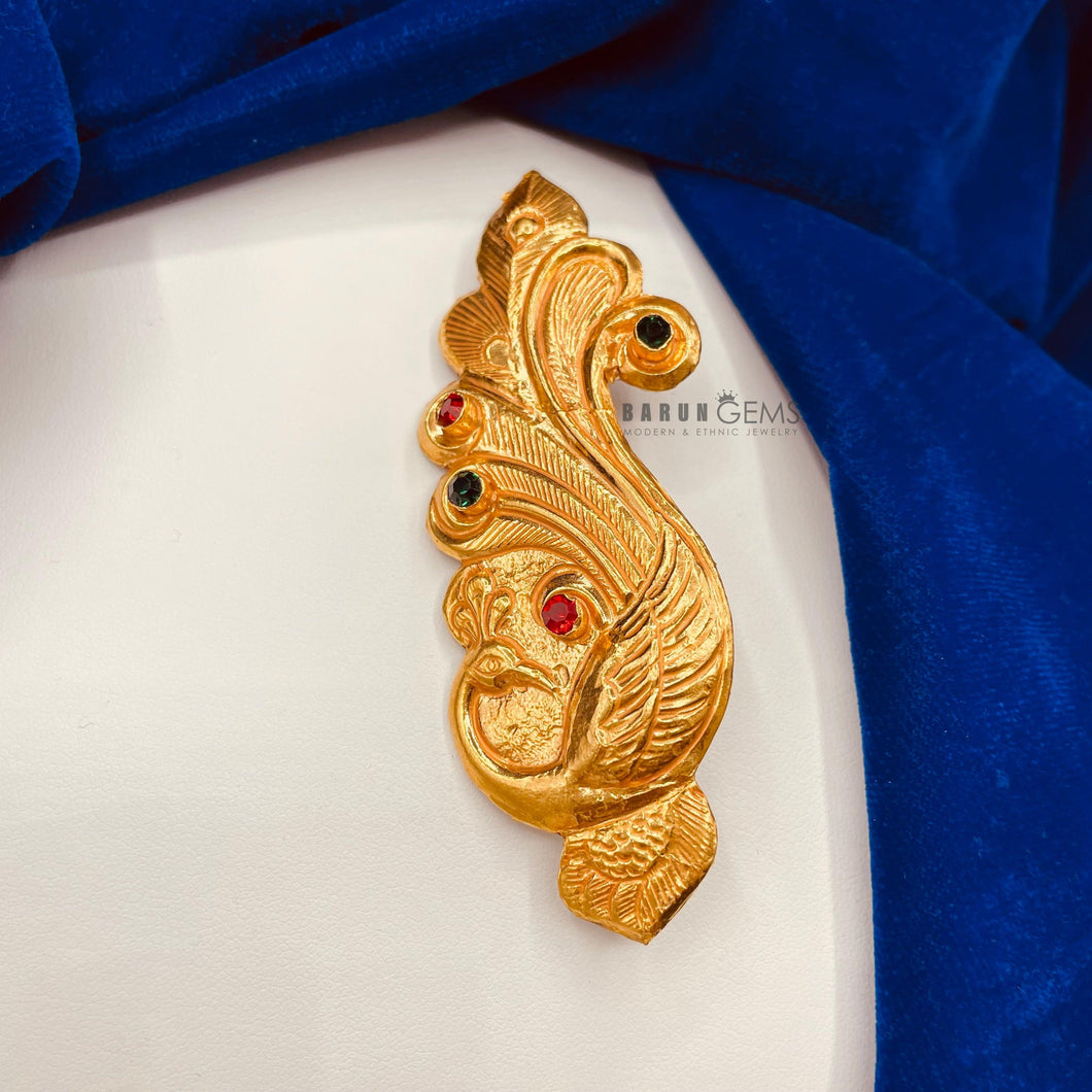 Mayur Sari Pin