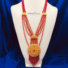 Load image into Gallery viewer, Red Crystal beads Haar
