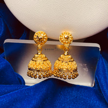 Load image into Gallery viewer, Pinjada Earring
