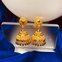 Load image into Gallery viewer, Pinjada Earring
