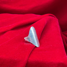 Load image into Gallery viewer, Pyakhan (Newari) Ring
