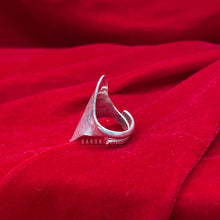 Load image into Gallery viewer, Pyakhan (Newari) Ring
