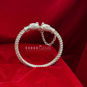Round Cuff