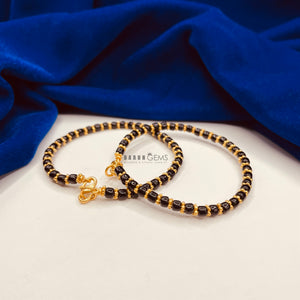 Black Beads Gold Bracelet (Baby/Toddlers)