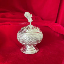 Load image into Gallery viewer, Mayur Gift Box
